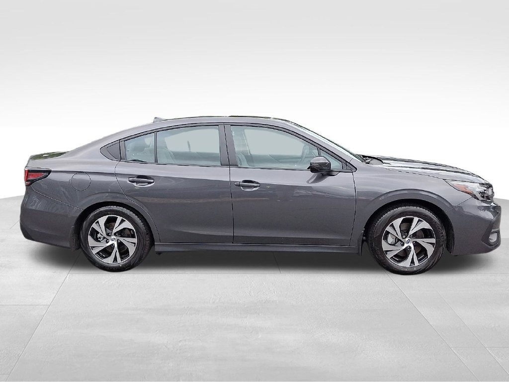 Used 2025 Subaru Legacy Premium AWD/4WD image 7