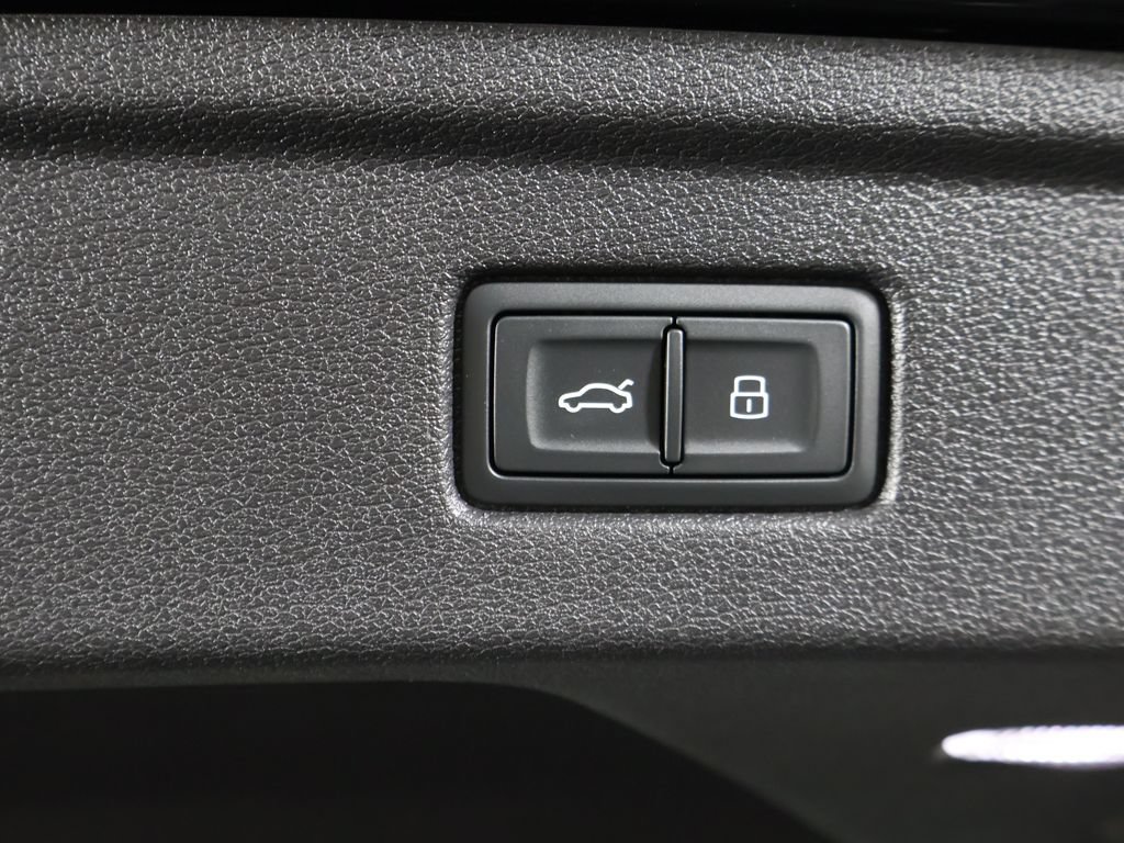Used 2023 Audi A5 2.0T Premium Plus w/ Premium Plus AWD/4WD image 23