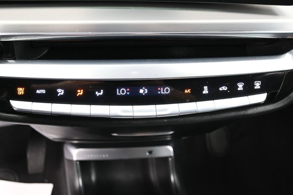 Used 2024 Cadillac Lyriq Sport AWD/4WD image 28