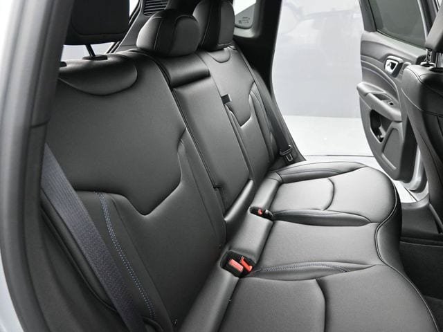 New 2025 Jeep Compass Limited w/ High Altitude Package AWD/4WD image 20