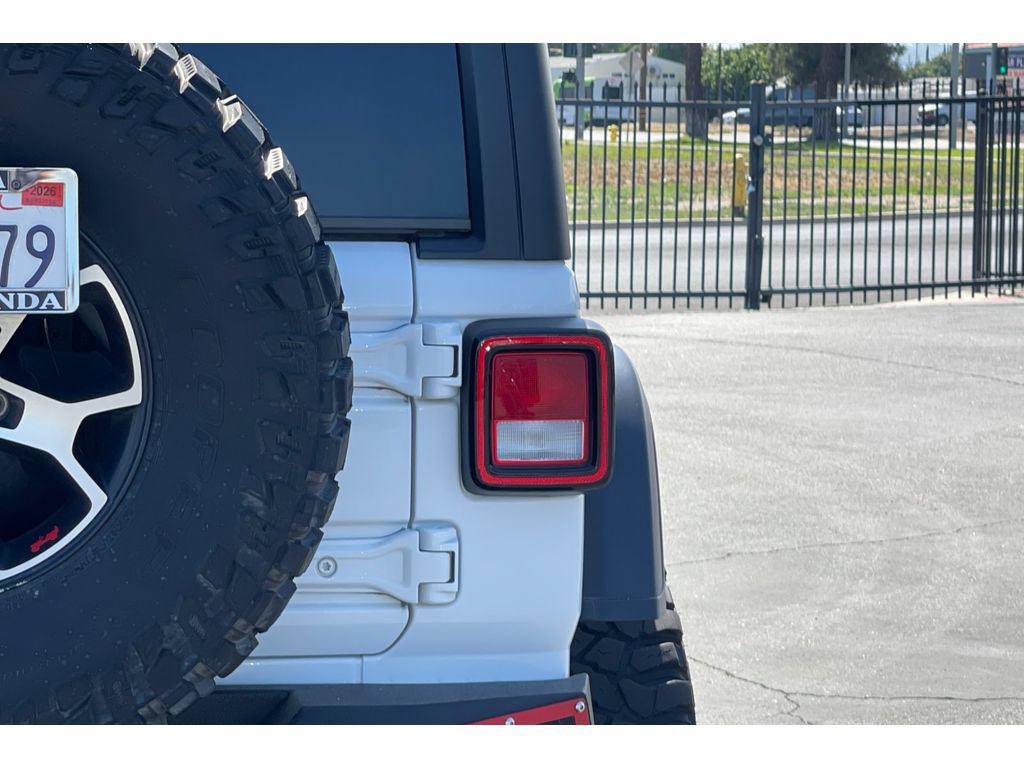 Used 2022 Jeep Wrangler Unlimited Rubicon AWD/4WD image 49