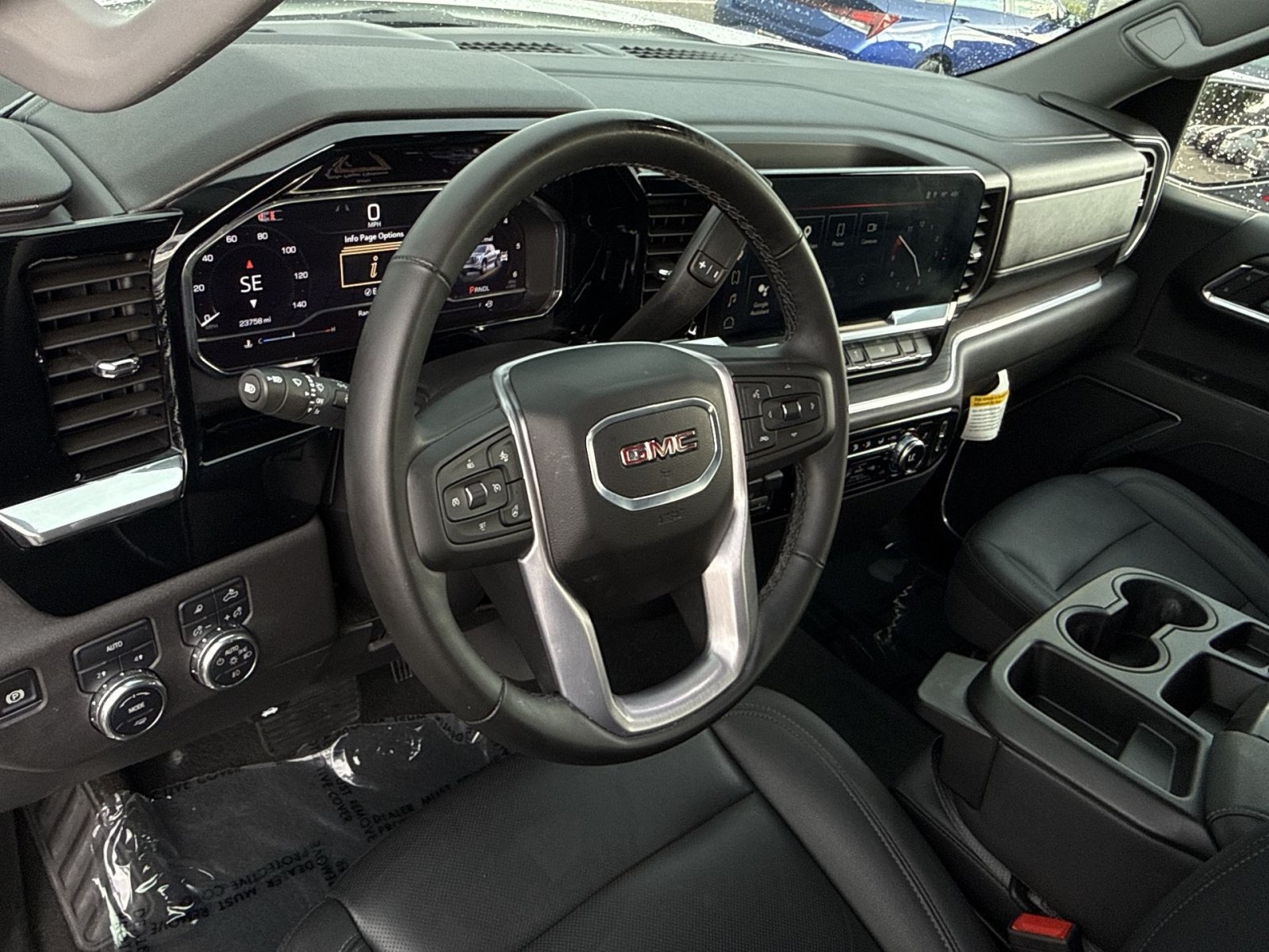 Used 2025 GMC Sierra 1500 SLT AWD/4WD image 16
