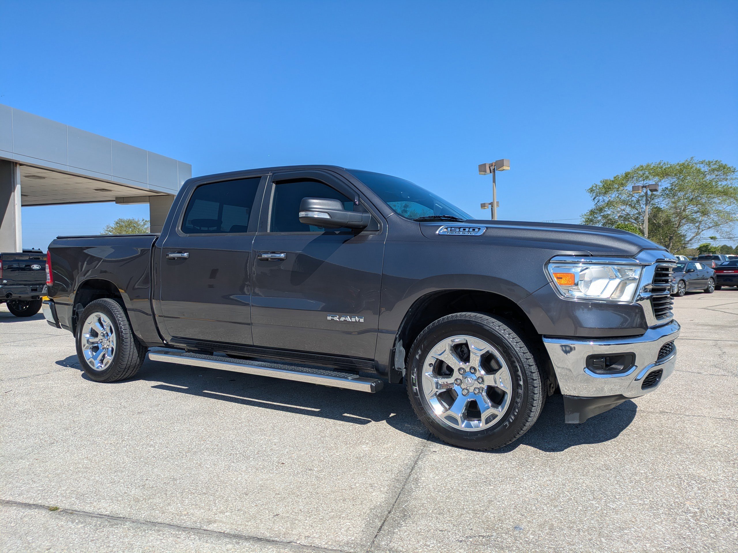 Used 2020 RAM 1500 Big Horn image 2