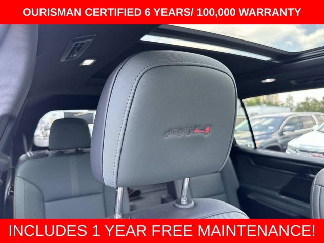 Used 2024 GMC Acadia AT4 w/ Super Cruise Package AWD/4WD image 11