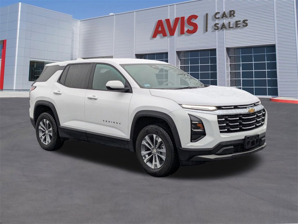 Used 2025 Chevrolet Equinox LT image 9