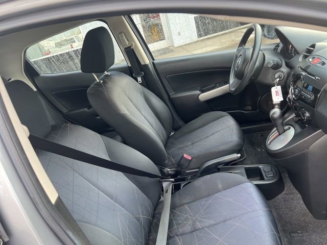 Used 2014 MAZDA MAZDA2 Sport image 40