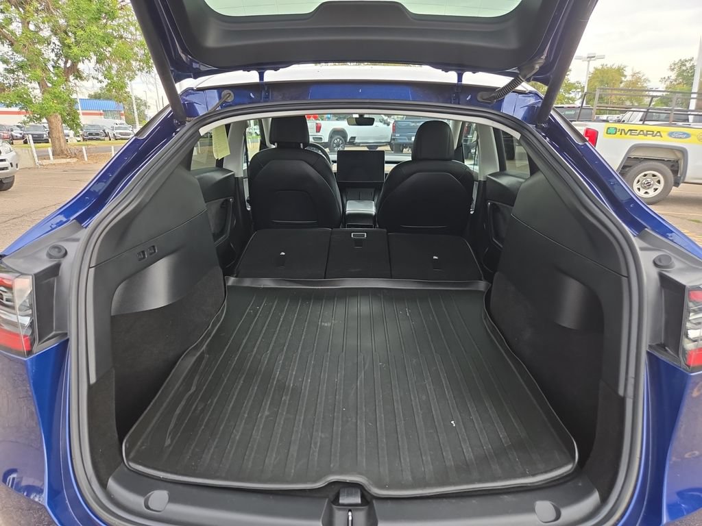 Used 2022 Tesla Model Y Performance AWD/4WD image 19