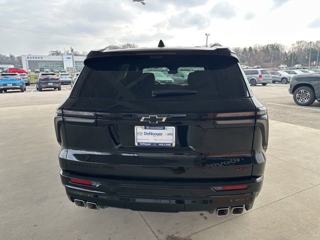 New 2026 Chevrolet Traverse RS w/ LPO, Floor Liner Package AWD/4WD image 6