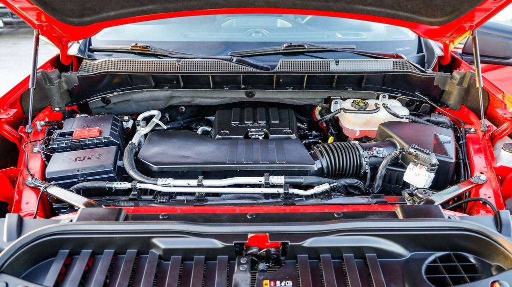 Used 2024 Chevrolet Silverado 1500 Custom w/ LPO, Dark Essentials Package image 31