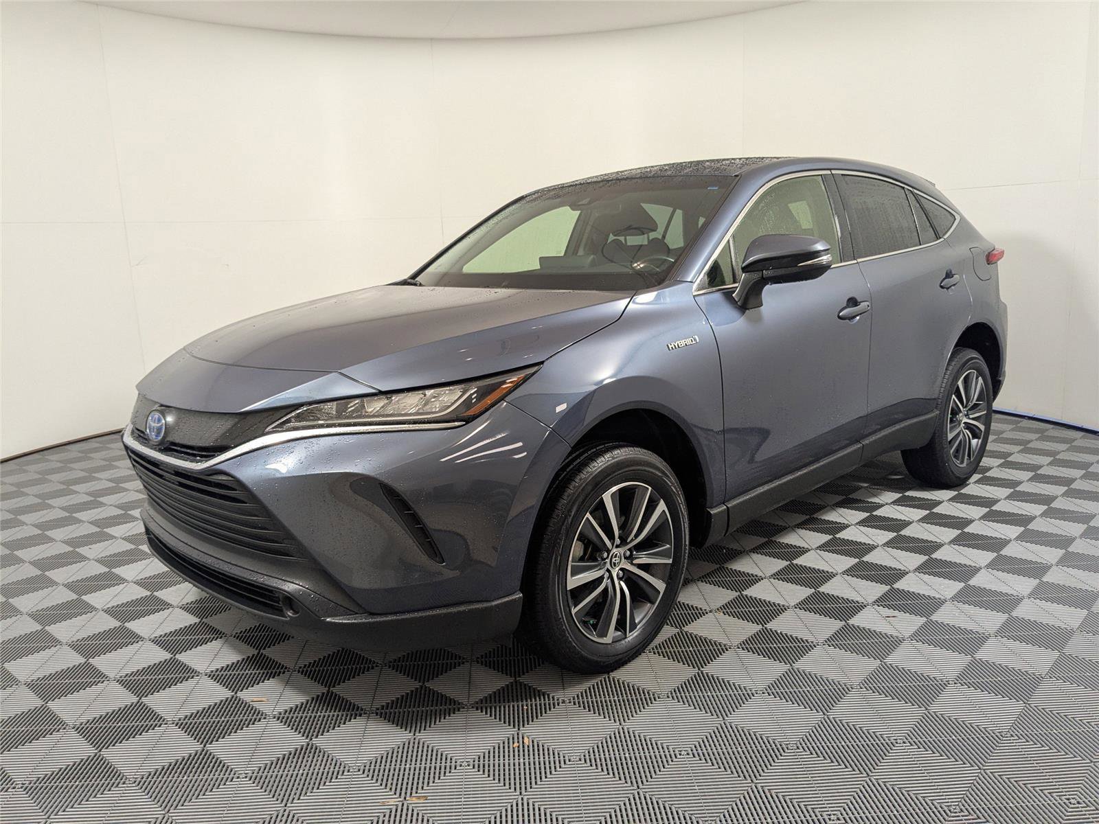 Certified 2021 Toyota Venza LE