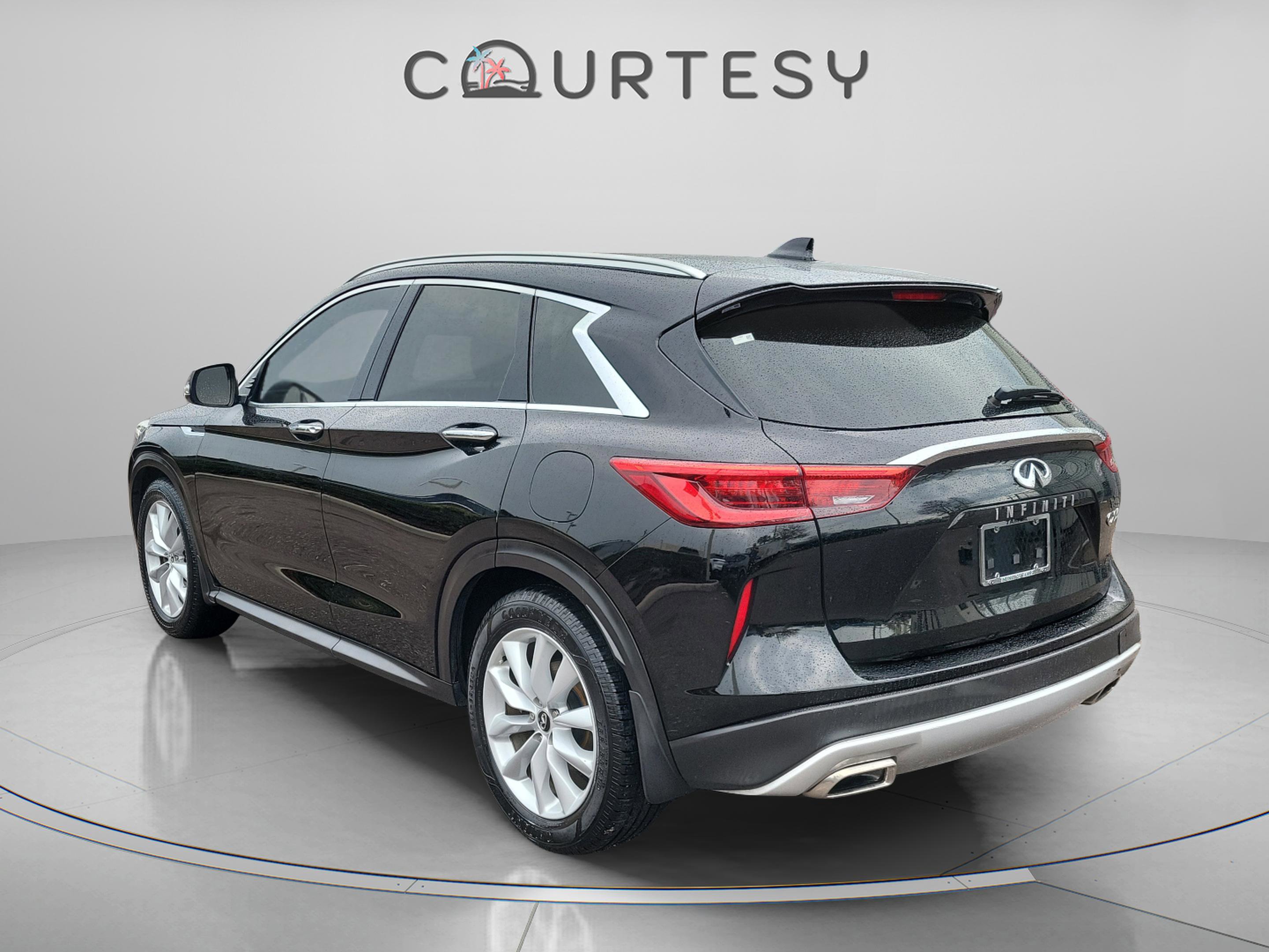 Used 2019 INFINITI QX50 Luxe w/ Cargo Package image 5