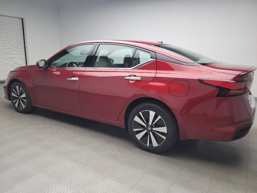 Used 2020 Nissan Altima 2.5 SV AWD/4WD image 3