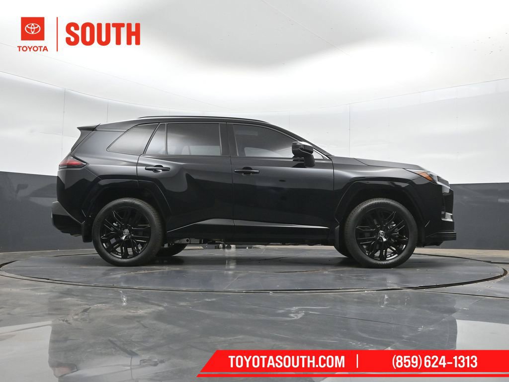 Used 2026 Toyota RAV4 XSE AWD/4WD image 39