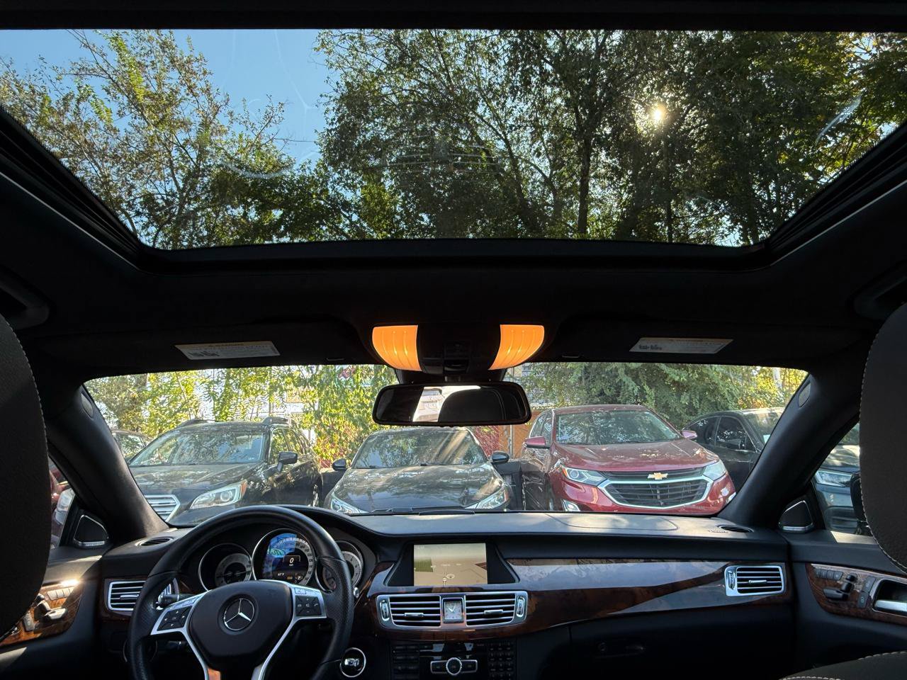 Used 2014 Mercedes-Benz CLS 550 4MATIC w/ Premium 1 Package image 24