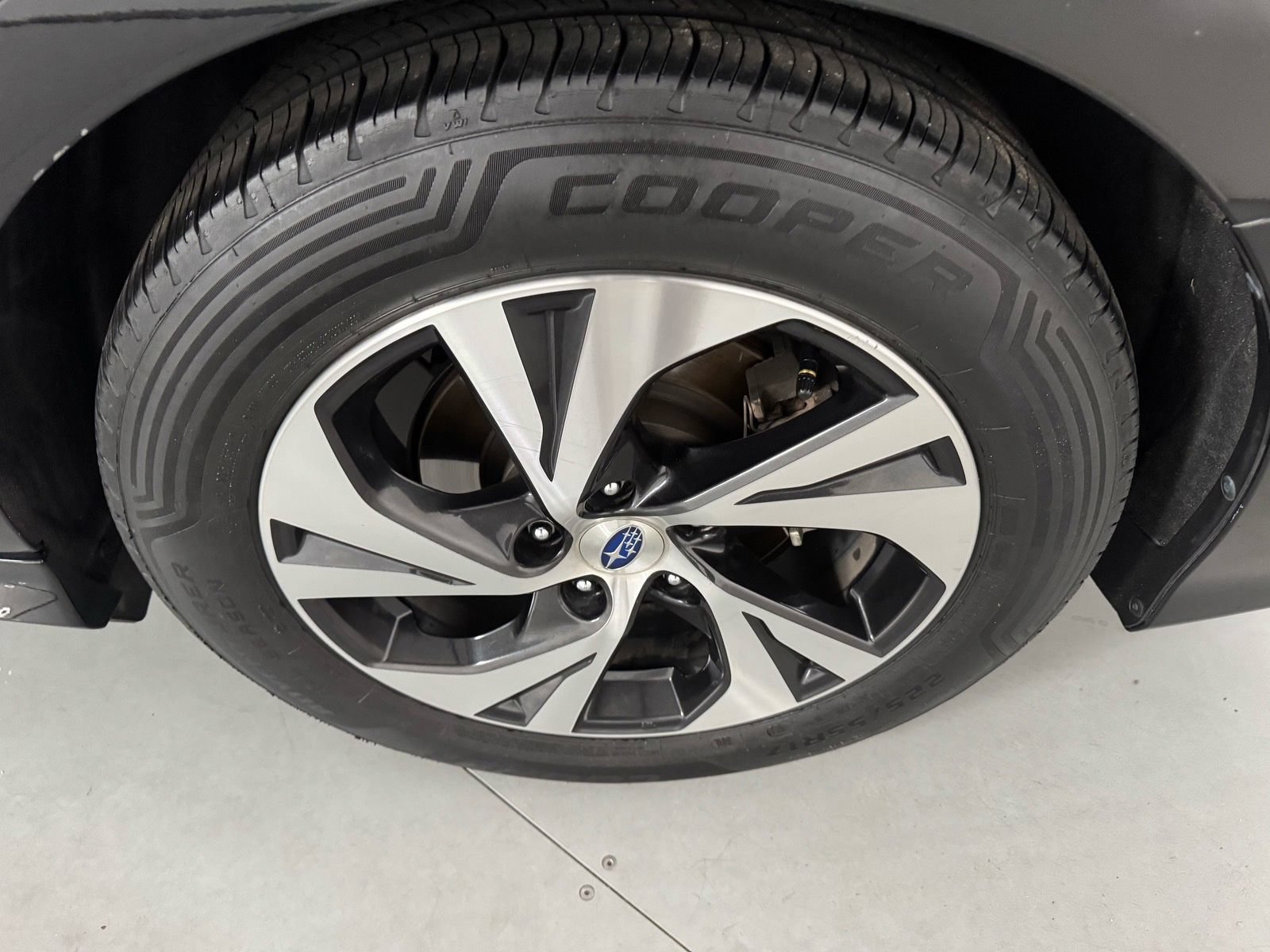 Used 2020 Subaru Legacy w/ Alloy Wheel Package AWD/4WD image 10
