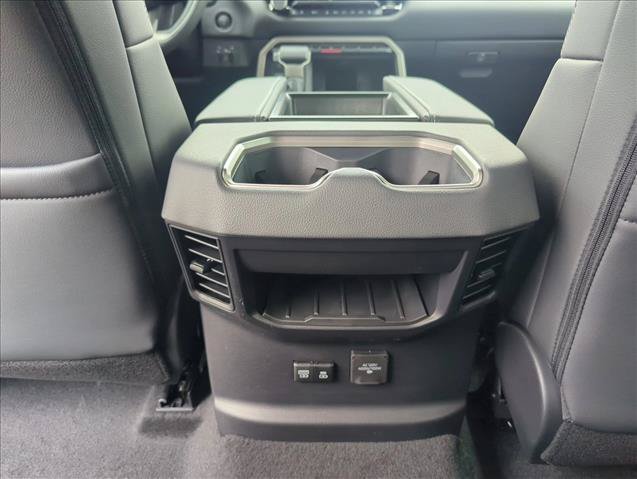 New 2026 Toyota Tundra Limited AWD/4WD image 17