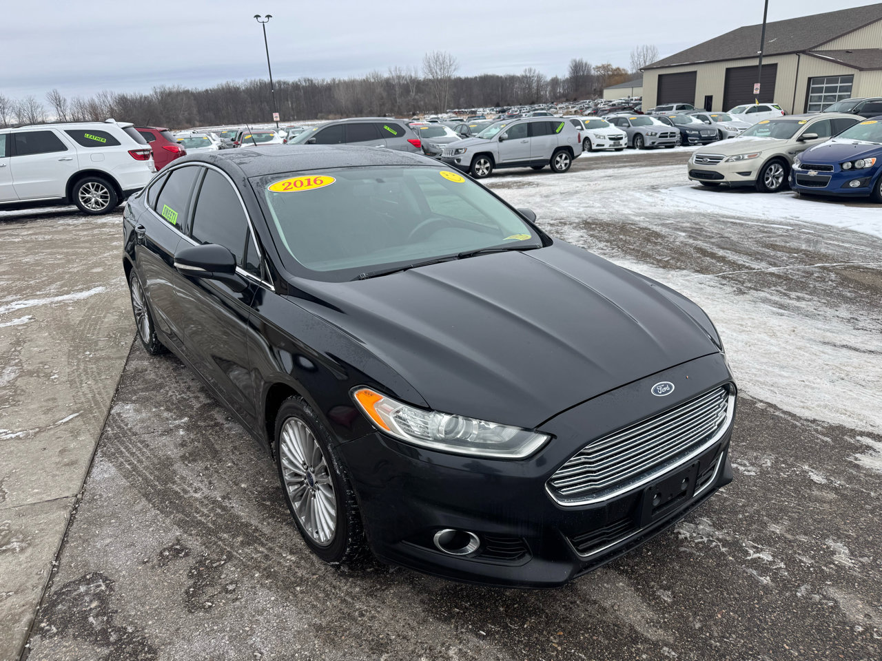 Used 2016 Ford Fusion Titanium image 3