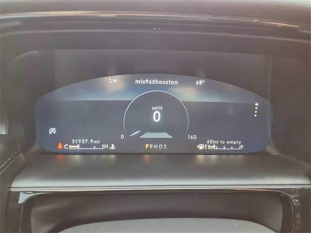 Certified 2021 Lincoln Nautilus Reserve w/ Equipment Group 201A image 12