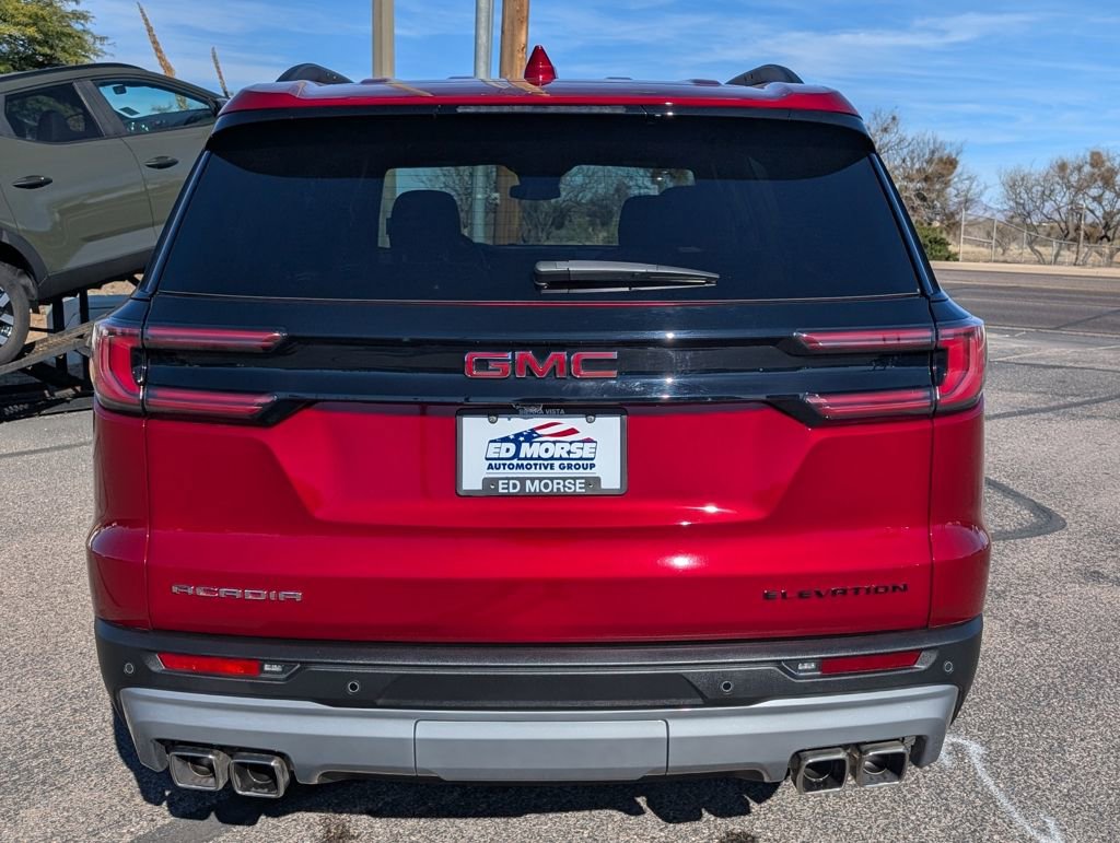 Used 2025 GMC Acadia Elevation FWD image 4