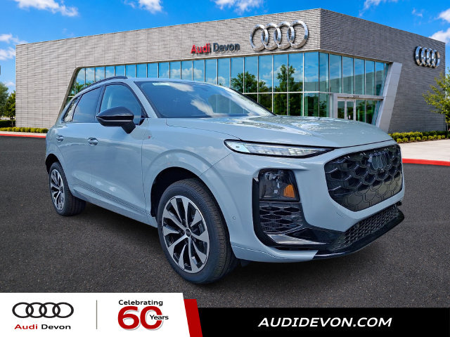New 2026 Audi Q3 quattro 2.0T AWD/4WD image 1
