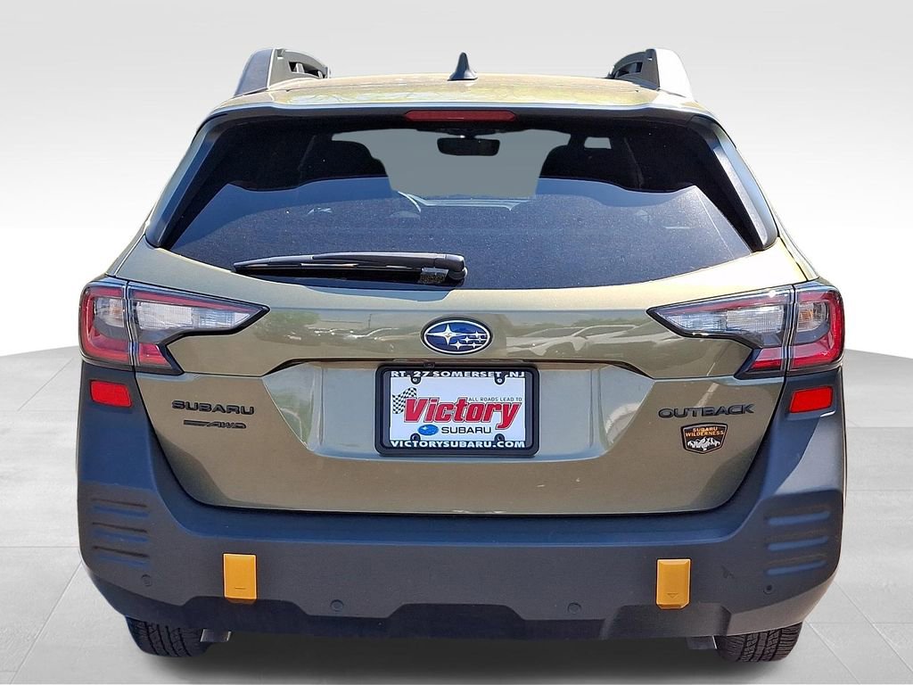 Used 2025 Subaru Outback Wilderness AWD/4WD image 5