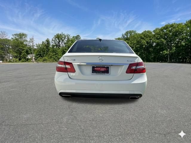 Used 2011 Mercedes-Benz E 350 4MATIC Sedan image 7