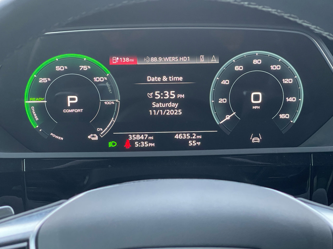 Used 2023 Audi e-tron Premium w/ Convenience Plus Package image 36