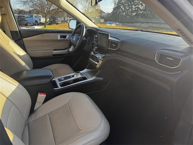 Used 2024 Ford Explorer Limited image 15
