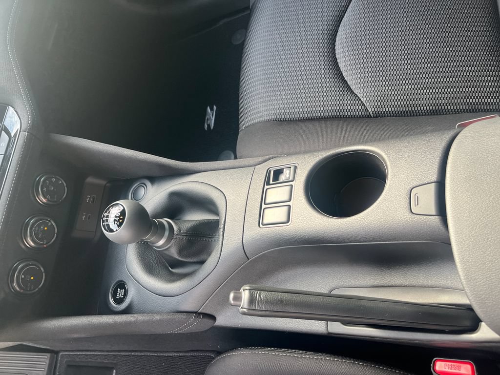Certified 2026 Nissan Z Sport w/ Floor Mat Package RWD image 27