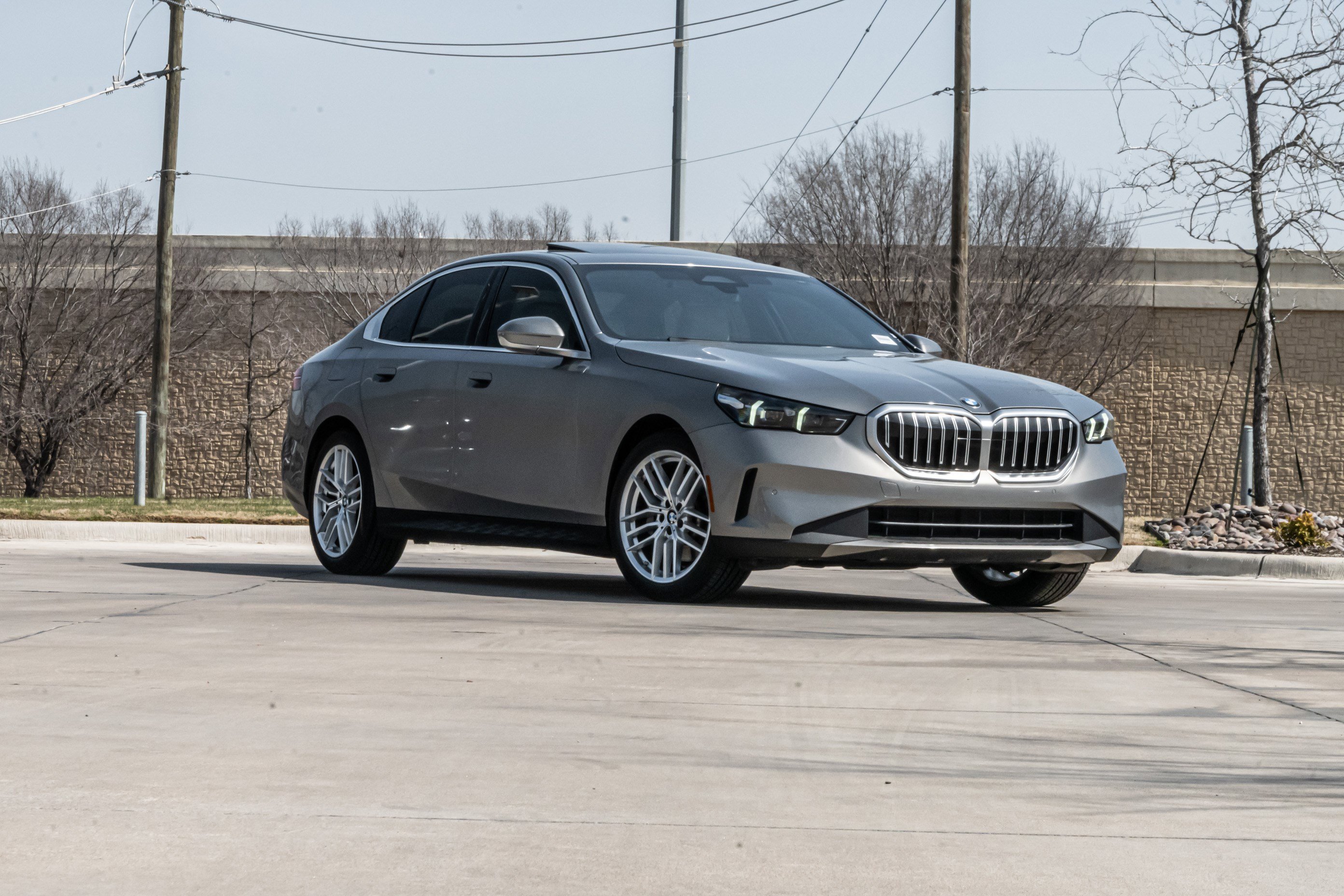 Certified 2024 BMW 530i w/ Convenience Package image 2