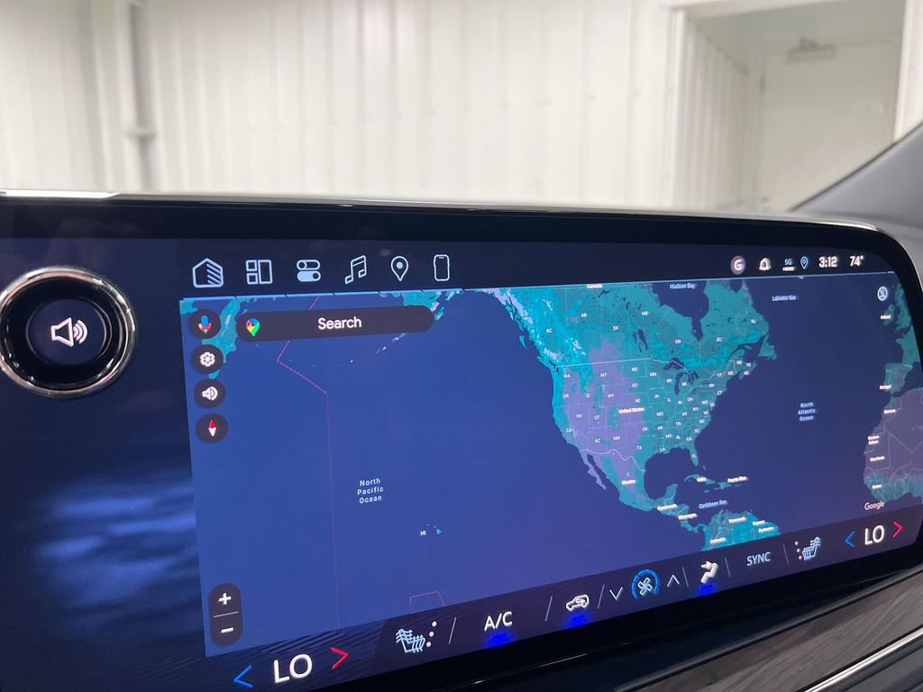 New 2026 Chevrolet Suburban Z71 w/ Comfort Package image 15