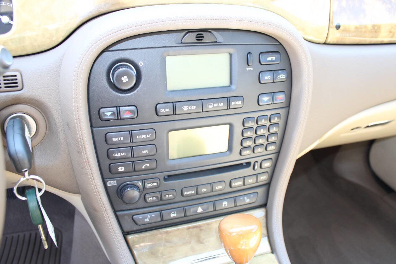 Used 2006 Jaguar S-TYPE 3.0 image 15