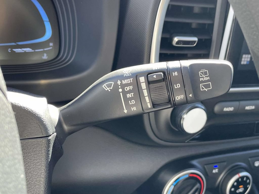 New 2026 Hyundai Venue SE FWD image 26