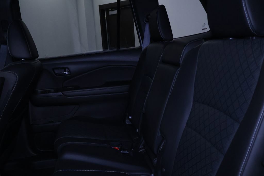 Used 2021 Honda Passport Elite image 17