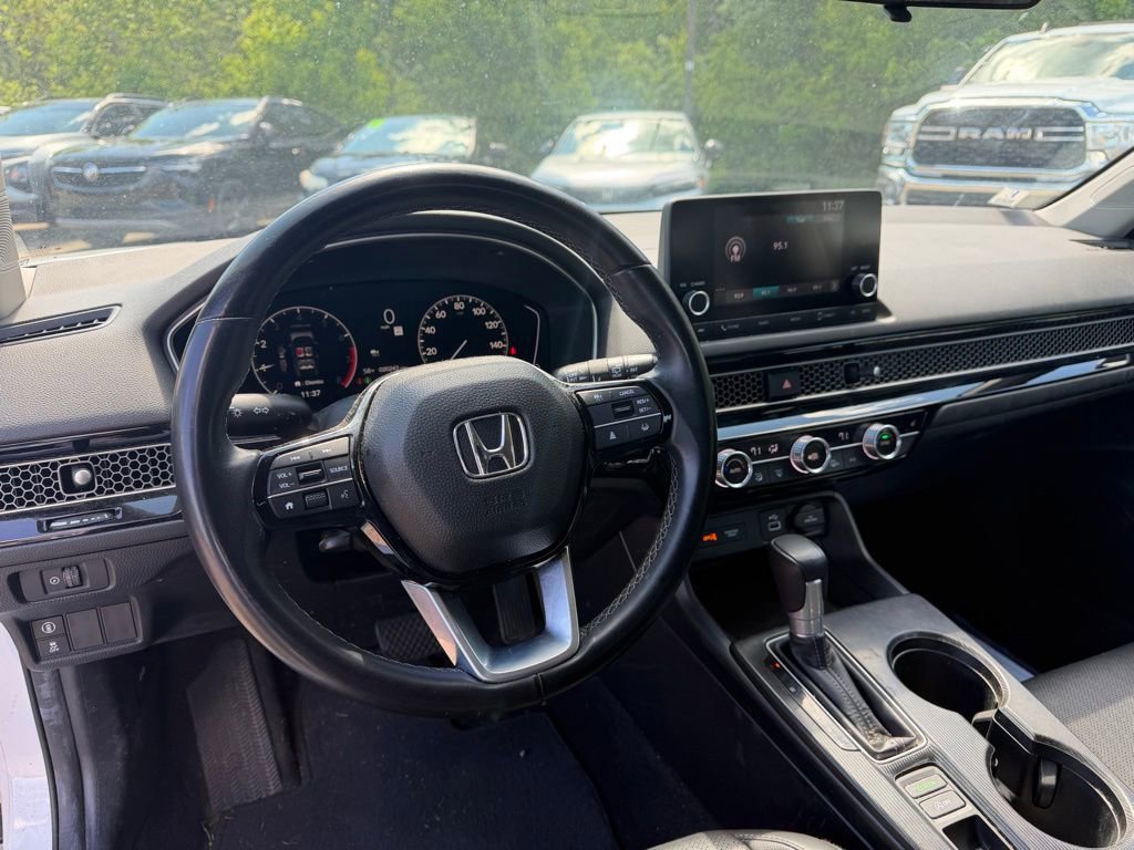 Used 2024 Honda Civic EX-L image 9