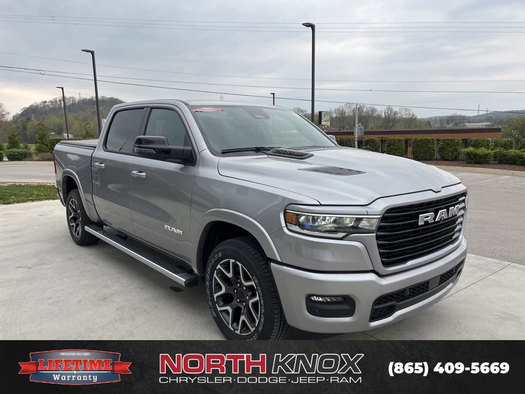 Used 2025 RAM 1500 Laramie w/ Sport Appearance Package image 31
