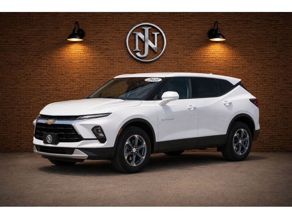 Used 2025 Chevrolet Blazer LT AWD/4WD image 1