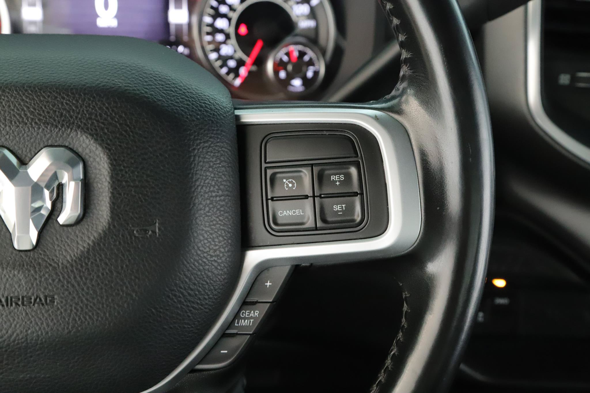 Used 2022 RAM 2500 Big Horn w/ Level C Equiment Group AWD/4WD image 7
