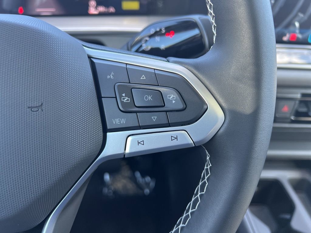 New 2025 Volkswagen Tiguan SE image 31