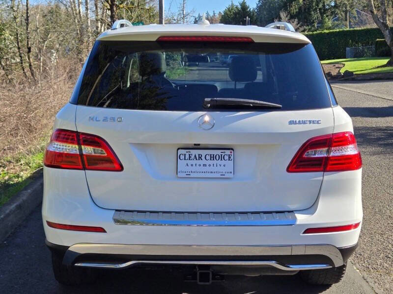 Used 2015 Mercedes-Benz ML 250 BlueTEC 4MATIC image 5