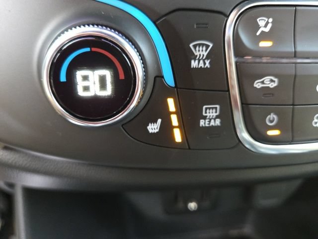 Used 2022 Chevrolet Traverse LT AWD/4WD image 7