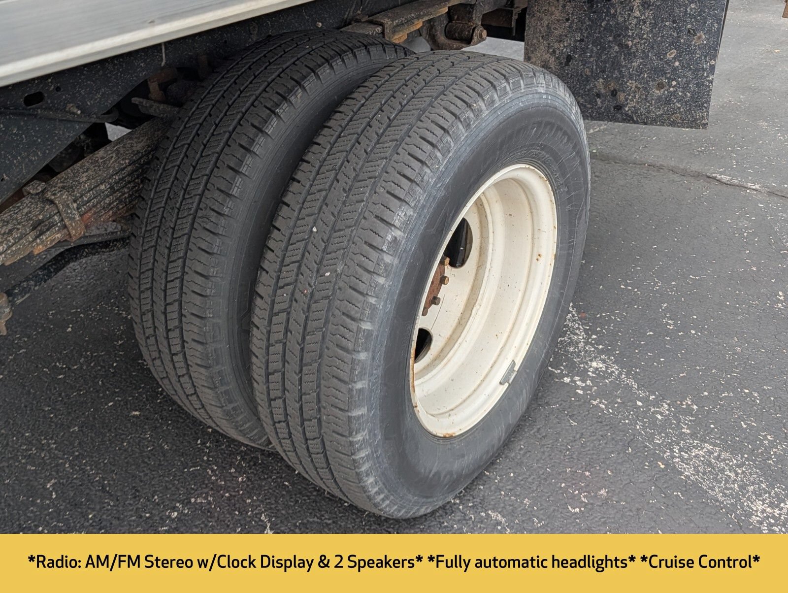 Used 2021 Ford E-450 and Econoline 450 Super Duty RWD image 5