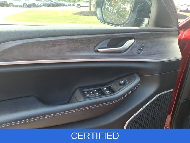 Certified 2021 Jeep Grand Cherokee L Limited AWD/4WD image 9