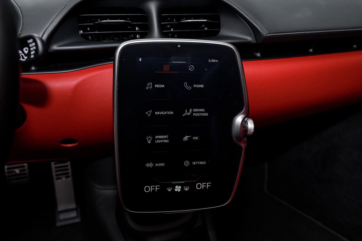 Used 2025 McLaren Artura Spider image 41