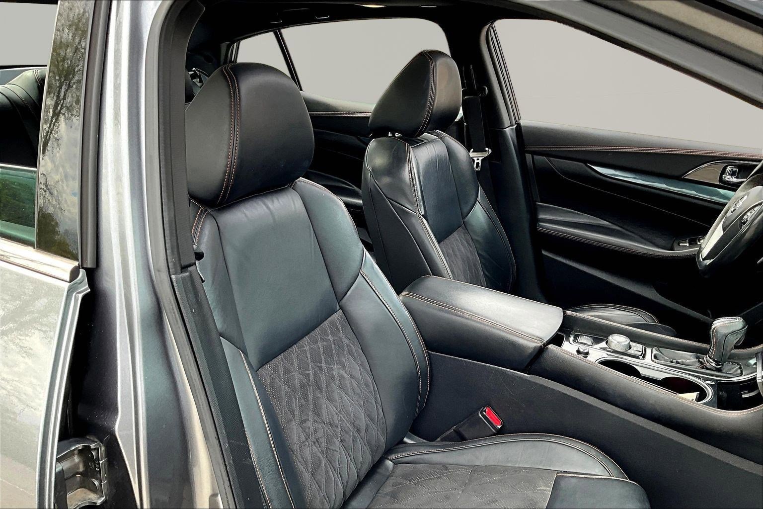 Certified 2021 Nissan Maxima SR w/ Sport Mat Group FWD image 29