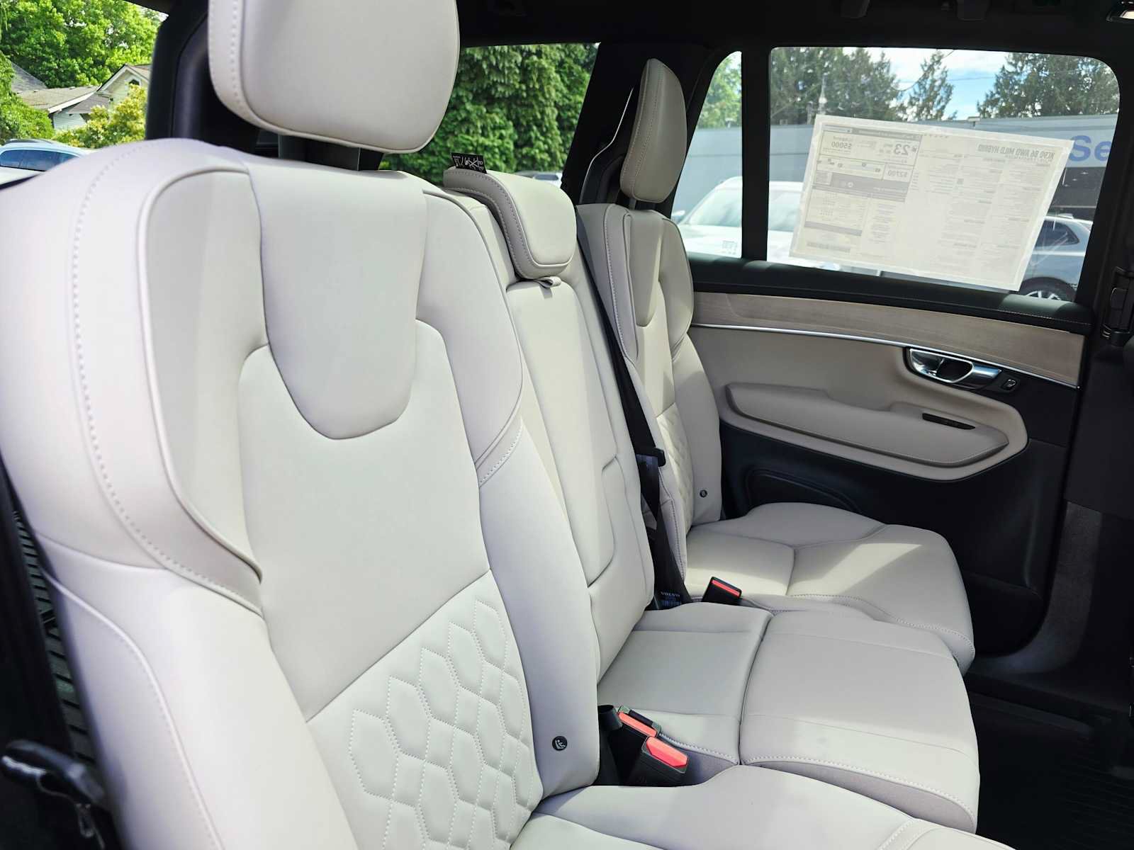 New 2026 Volvo XC90 B6 Plus w/ Protection Package AWD/4WD image 14