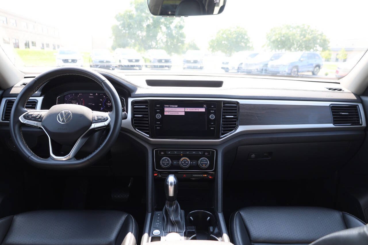 Used 2022 Volkswagen Atlas SE AWD/4WD image 14