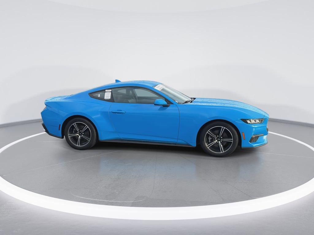 Used 2024 Ford Mustang Premium image 9