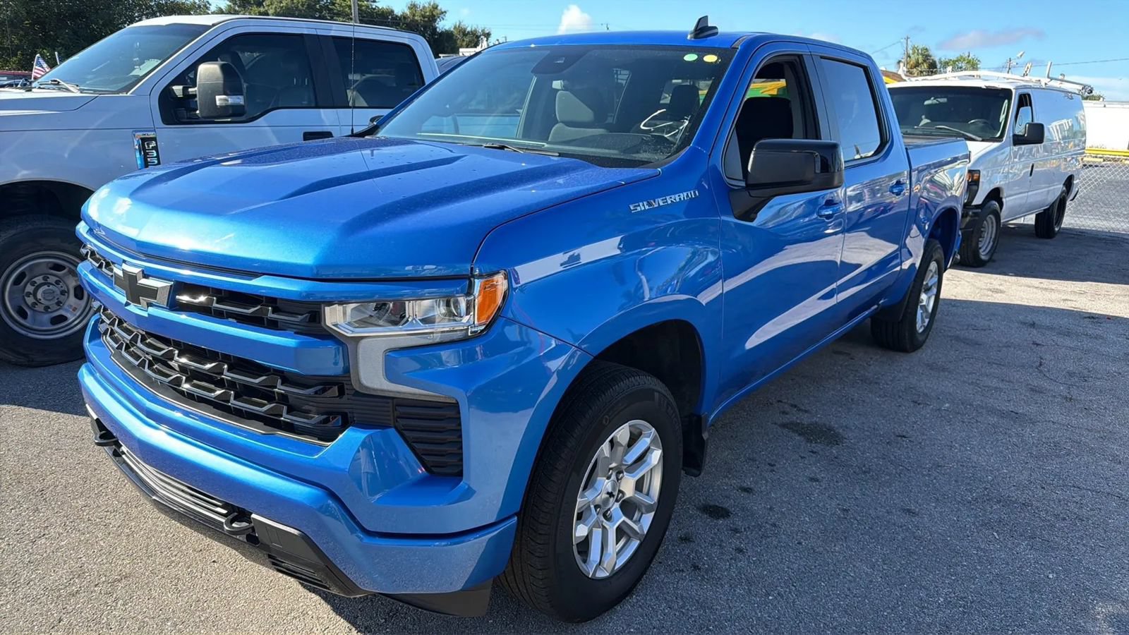 Used 2026 Chevrolet Silverado 1500 RST RWD image 2