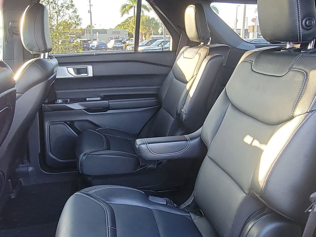 Used 2020 Ford Explorer ST w/ ST Street Pack image 14